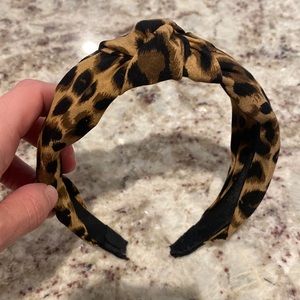 Brand new leopard print head band